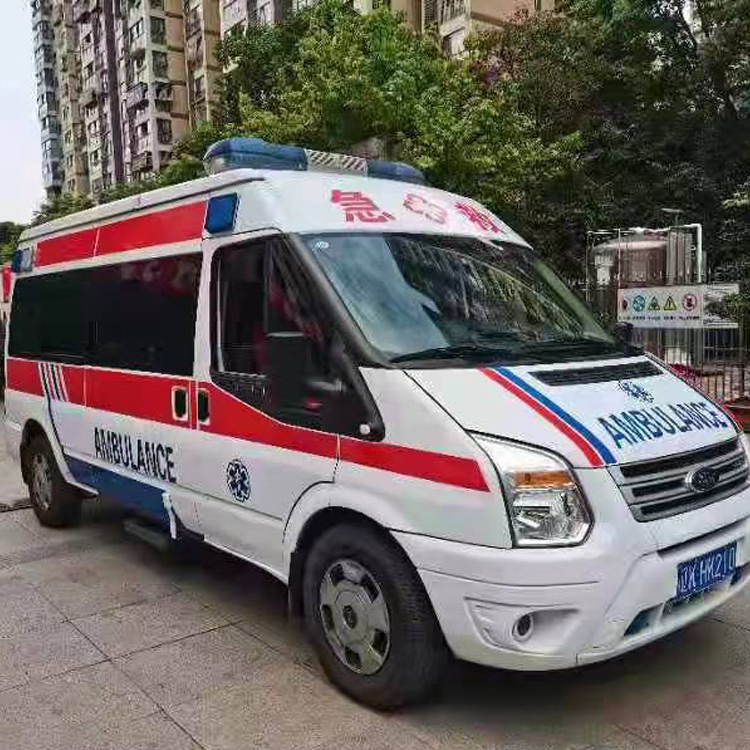 双桥长途救护车护送病人返乡