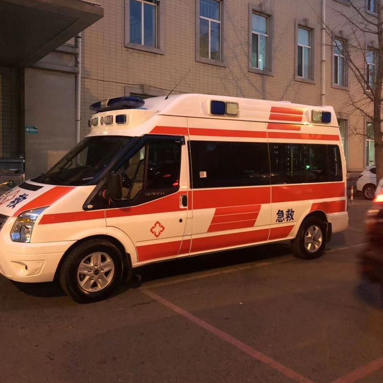 双桥夜间租赁救护车护送病人转院：安全转运的 8 大核心注意事项